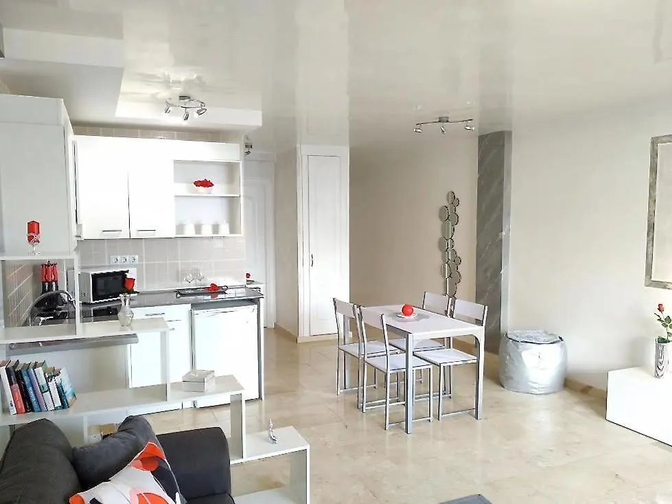 Ocean View Elegant Magic Apartment Palm-mar